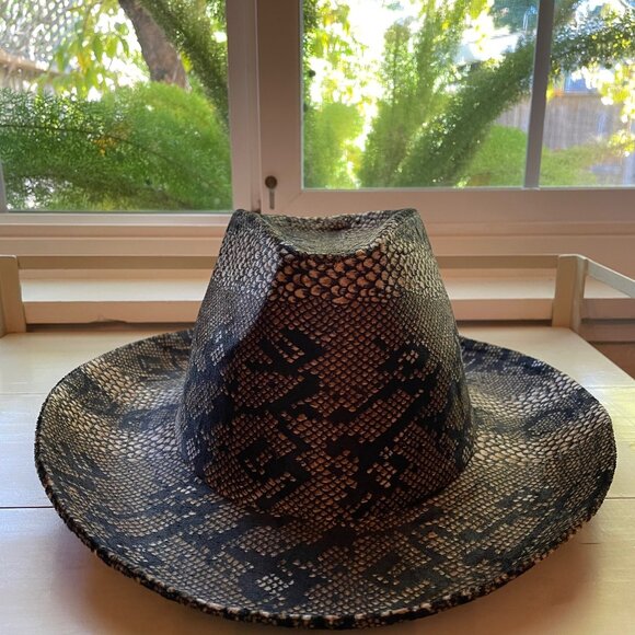 Women\'s Ethnic/Animal  Print (Black, Brown & Tan) Cowboy Hat main image 4